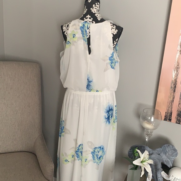 ❌SOLD❌Old Navy Dress - Picture 4 of 6